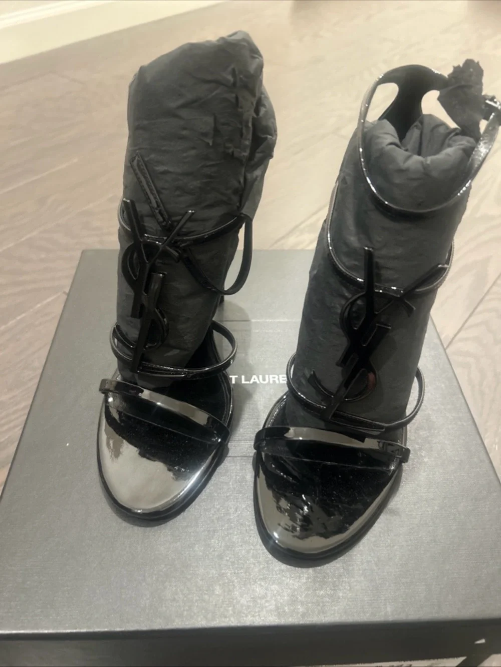 Saint Laurent YSL Cassandra 100 Patent Leather Sandals Heel Black 39 & 40 $1450 - Picture 4 of 8